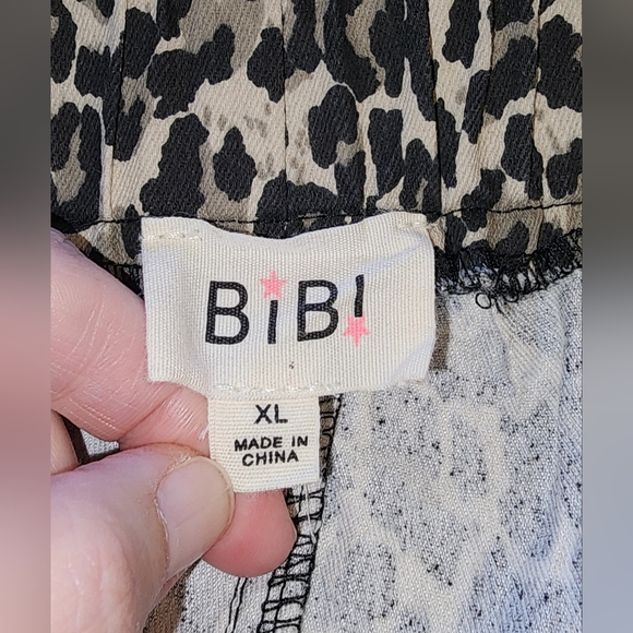 Bibi Leopard Print Jogger Pants with Pink Stripes. Size XL. - Picture 5 of 7